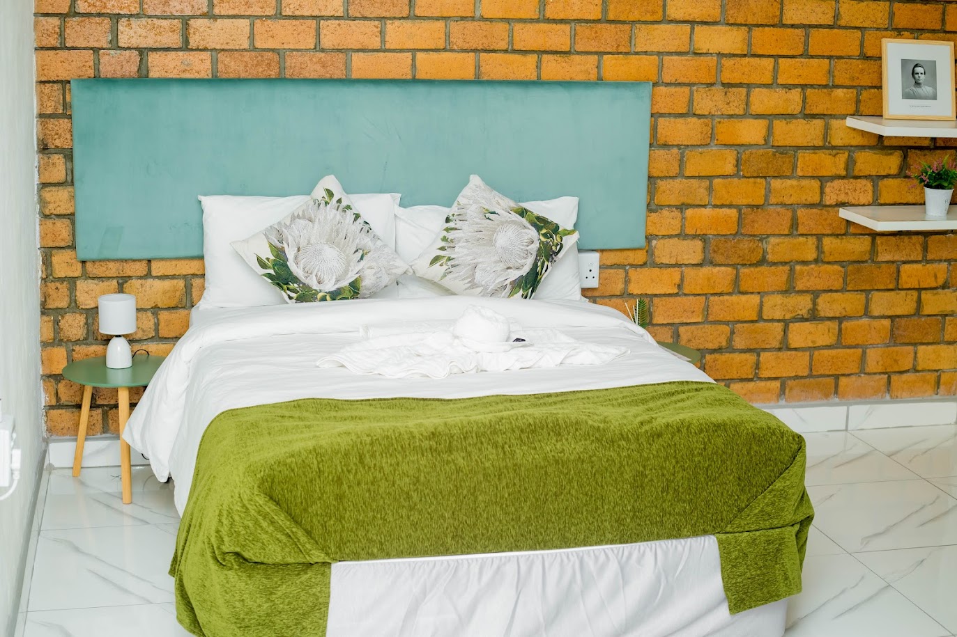 Standard Room — Oniipa Guesthouse